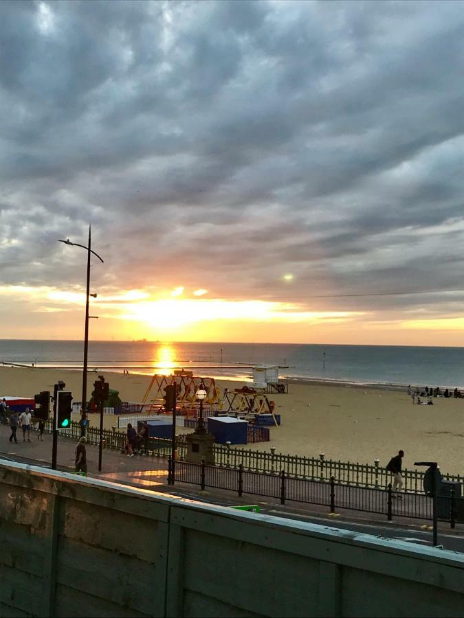 The Dreamland Apartment - Margate Beach - By Goldex Coastal Breaks מראה חיצוני תמונה
